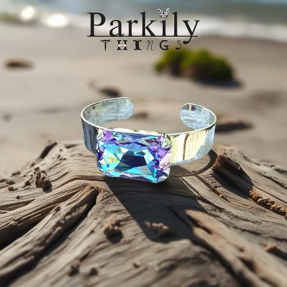 New Handcrafted silver bangle bracelet with light vitrail Swarovski crystal - Picture 3 of 6